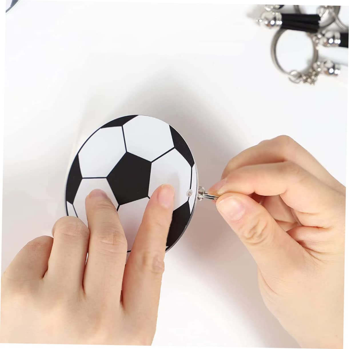 Alasum 20sätze Fußball-schlüsselanhänger -schlüsselanhänger Zum Aufhängen Diy Fußball Anhänger Für Geschenke Und Party Favors