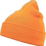 La gorra mantiene la cabeza y especialmente las orejas calientes en días fríos en primavera, otoño o invierno y además tiene un aspecto absolutamente elegante