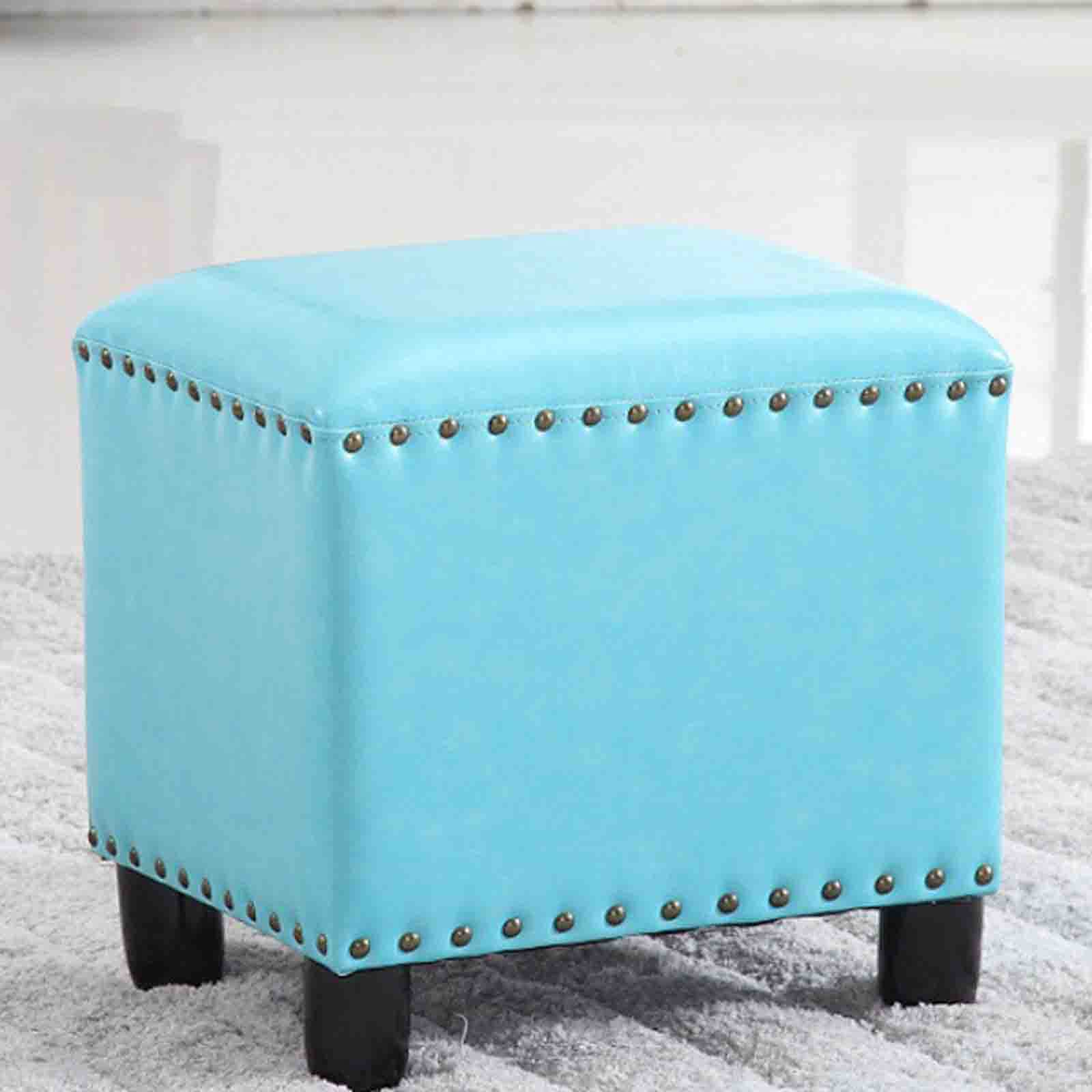 Tabouret repose-pieds en cuir idéal pour changer de chaussures