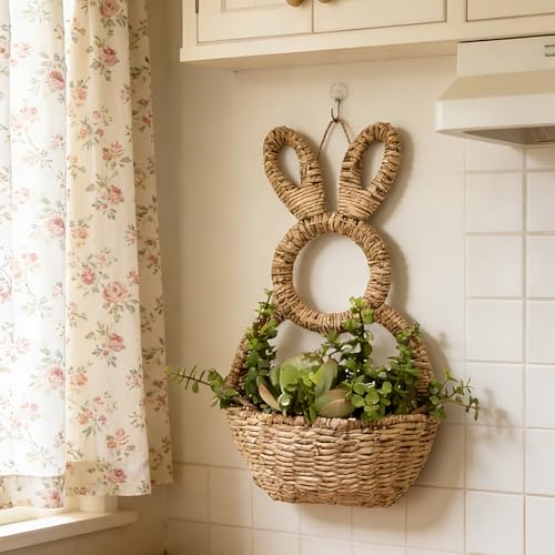 Panier lapin de Pâques à suspendre pour décorer votre porte d'entrée ce printemps
