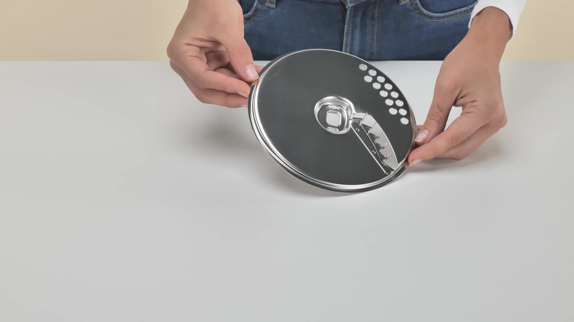 thumbnail: Bosch Citruspers - Opzetstuk Voor Keukenmachines | Voor MUM2, MUM4, MUM5 | Sinaasappel & Citroen Pers