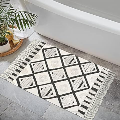 Seavish Tufted Cotton Area Rug,2X 3 Black Geometric Hand Woven Tassel Throw Rug Shag Accent Fringe Rag Rug for Living Room Bedroom Bathroom Kitchen Laundry Dorm Cover