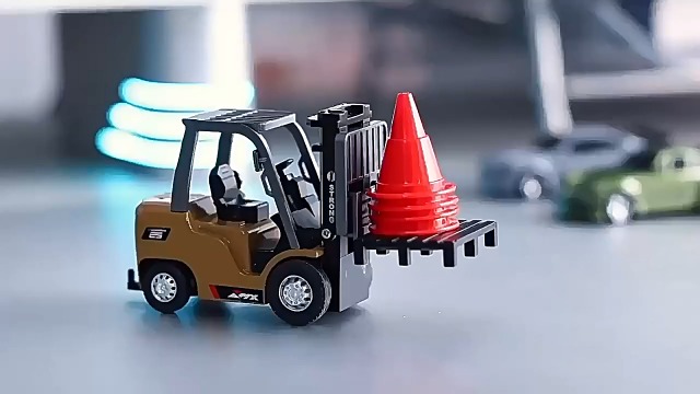 【新品未開封】1/64 リモートフォークリフト 新品未開封】1/64 リモートフォークリフト