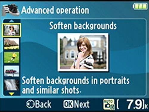 Miniatura 11 de Nikon D3200 24.2 MP CMOS Digital SLR con lente de zoom NIKKOR de 0.709-2.165 in f3.5-5.6 AF-S DX VR NIKKOR (Importación)