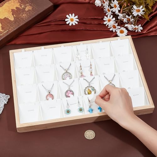 Plateau de présentation bijoux blanc à 24 compartiments en cuir