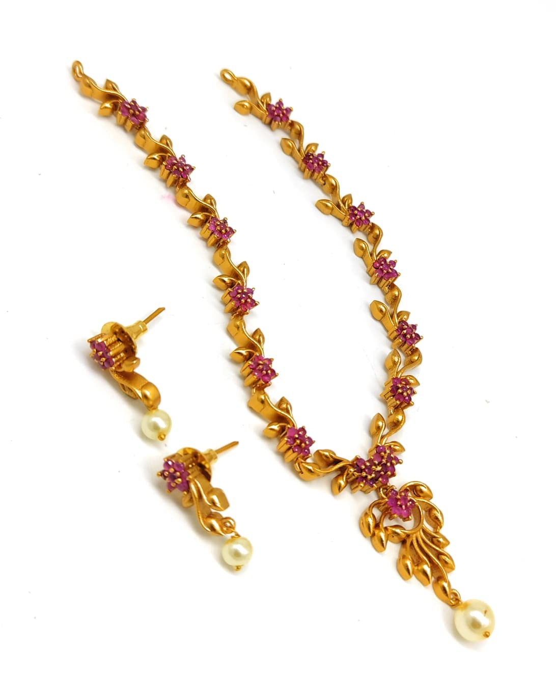 See full amazon price history chart for Adc fashions Antique Leaf Design Red Stone Necklace and Earring for Women (Red) Adc fashions Antique Leaf Design Red Stone Necklace and Earring for Women (Red) (B0BMQG9M64) Amazon Price History, Amazon Price Tracker