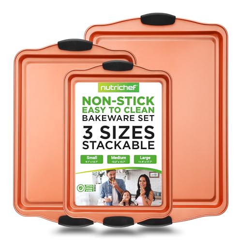 NutriChef 3 Piece Baking Pan Set – PFOA, PFOS, PTFE Free Flexible Nonstick Carbon Steel Bakeware Set – Home Kitchen Bake Pan Cookie Sheet Stackable Baking Tray Set w/Black Silicone Handles NCSBS3S45
