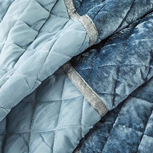 Colchas De Terciopelo: Suavidad Y Estilo Para El Hogar