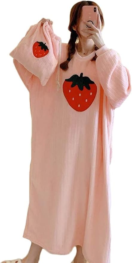 Amazon Co Jp フランネル パジャマ ワンピースパジャマ ネルパジャマ いちご柄 かわいい レディース 長袖 ネグリジェ 起毛 もこもこ ルームウェア ワンピース 部屋着 ボーダー柄 ふわもこ 暖かい 冬 ナイトウェア 寝間着 秋冬用 寝巻き ファッション