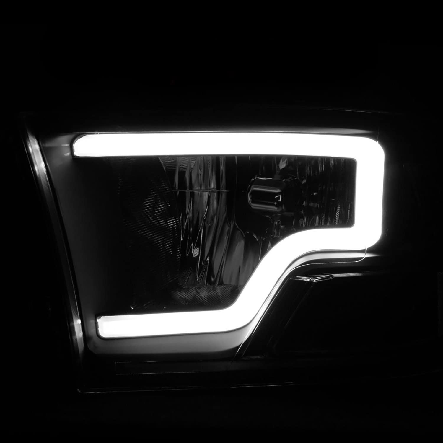 ℳ. ANZO Crystal Headlights w/ Light Bar Black Housing for Dodge