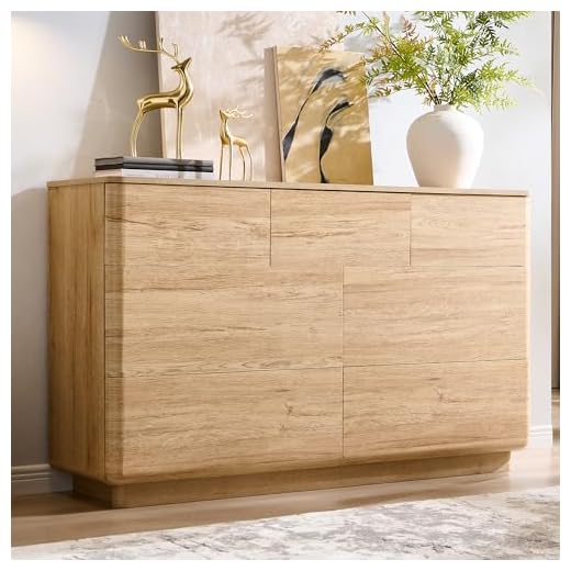 Modern 7 Drawer Dresser in Natural Oak