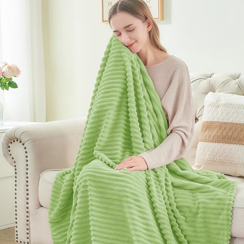 Image of BEDELITE Fleece Blanket King Size - 3D Ribbed Jacquard Soft and Warm Decorative Fuzzy Blankets - Cozy, Fluffy, Plush Lightweight Throw Blankets for Couch, Bed, Sofa(Sage Green, 108x90 inches)