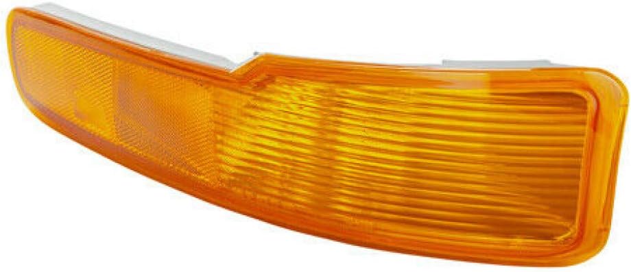 For 1997 1998 1999 Buick Lesabre Pair Driver and Passenger Side Parking Light Custom/Limited Models | Lens and Housing Only GM2520150, GM2521150 | 5977563, 5977564