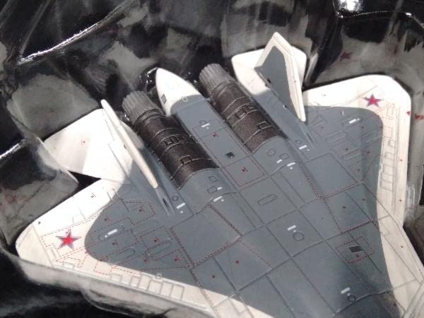 Amazon.co.jp: Herpa 559751 Sukhoi T-50 (SU-57) Prototype White
