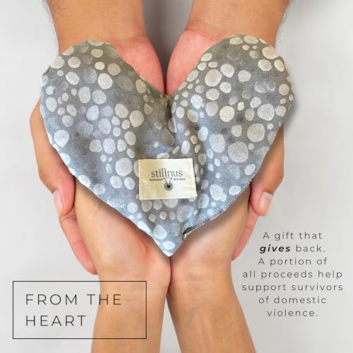 image for Stillnus Handmade Heart-Shaped Eye Pillow - Organic Lavender & Flax Se