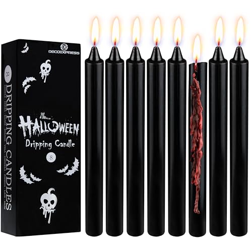 DECO EXPRESS Halloween Deko Stabkerzen Schwarz 8er Set Kerzen mit Rotem Bluttropf Effekt 5h Brenndauer Horror Gothic Hexen Zubehör Party Dekoration (Schwarz Bluteffekt)