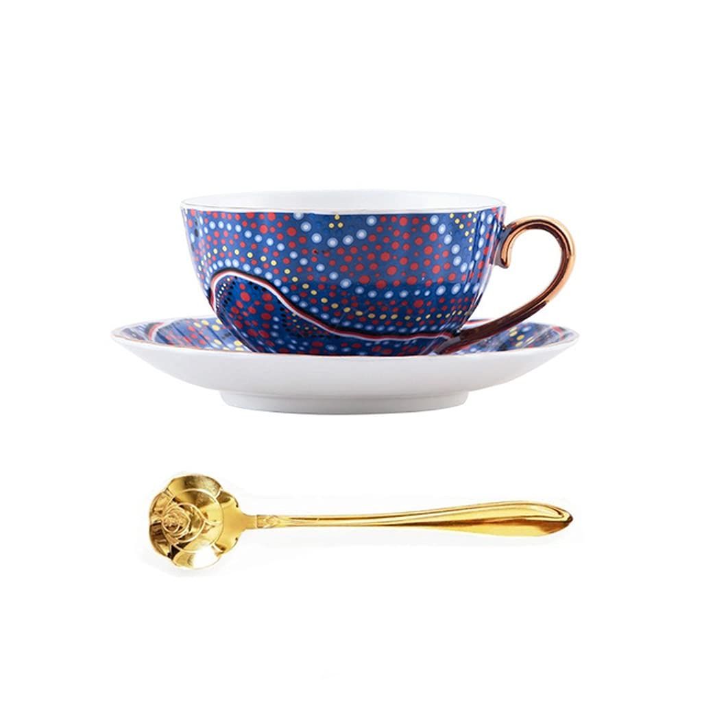 Tasse à café et soucoupe pour un expresso élégant au quotidien