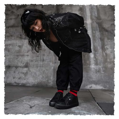 Zapatillas de moda T.U.K. de ante premium con estética punk y rock 2