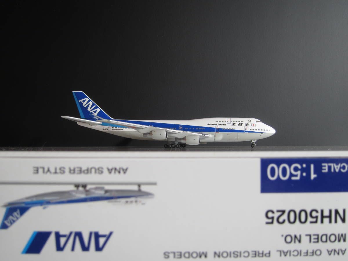 Amazon.co.jp: ANA JA405A 全日空 NH50025 1:500 B747－400