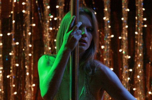 Giulia geht abends nie aus - Giulia non esce la