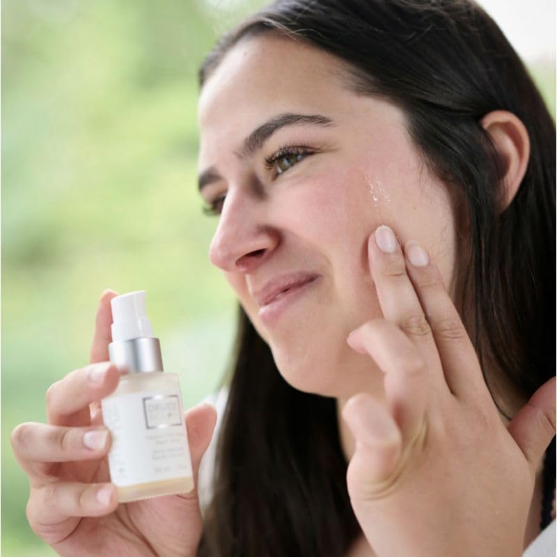 BioLove Vitamin C Skin Face BeautyWomen Care Repair Serum,Enriched Formula Repair Serum Brightens The Complexion And Protects The Skin Antioxidants &Hyaluronic Acid, 30 ml Bottle Size Made in Canada - Image 5