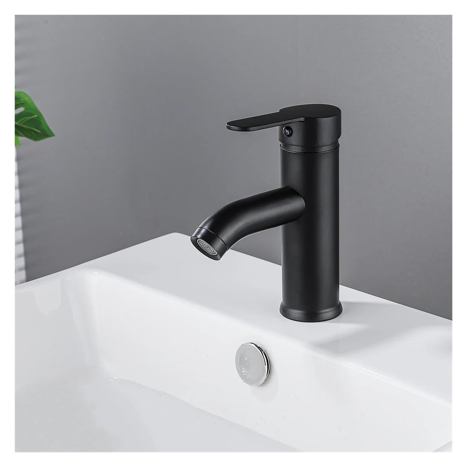 Robinet de cuisine universel noir pour transformer votre évier moderne