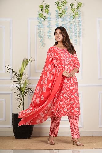 Image of Yash Gallery Women's Cotton Cambric Knee Length Round Neck Floral Printed Embroidered & Checkered Printed Regular Fitted 3 /4Th Sleeve Kurta Pant With Dupatta