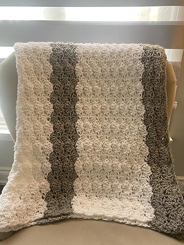 DIY Crochet Shell Stitch Baby Blanket: A crochet pattern offering step by step written instructions