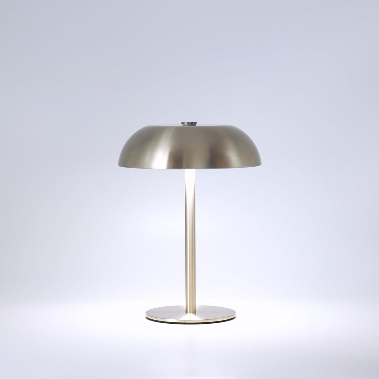 Portable LED Mushroom Table Lamp, 8.46'' Metal Small Cordless Desk Night Light with 5200mAh Rechargeable Battery, Stepless Dimming Lamp with 3 Colors for Bedroom/Bar/Coffee Shop (Silver)