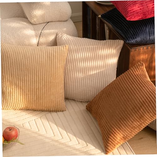 Housses de coussin lavables et douces pour protéger et décorer votre canapé