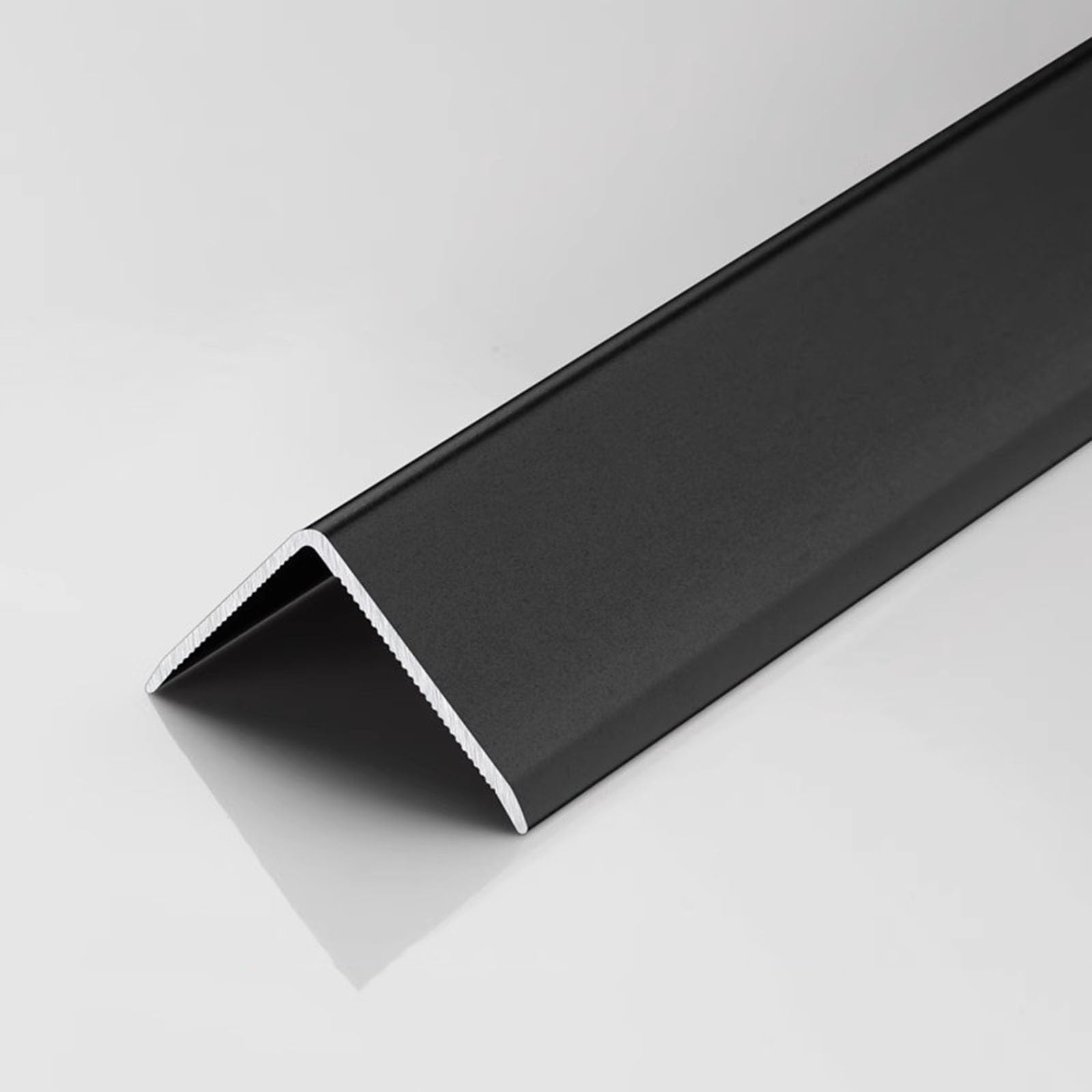 Lot de 3 protections d'angle en aluminium pour plan de travail (noir givré, 40 mm x 0,9 m)
