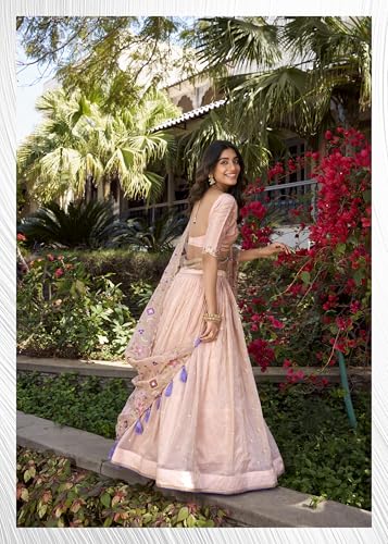 Image of LooknBook Art Womens Women Lehenga Choli
