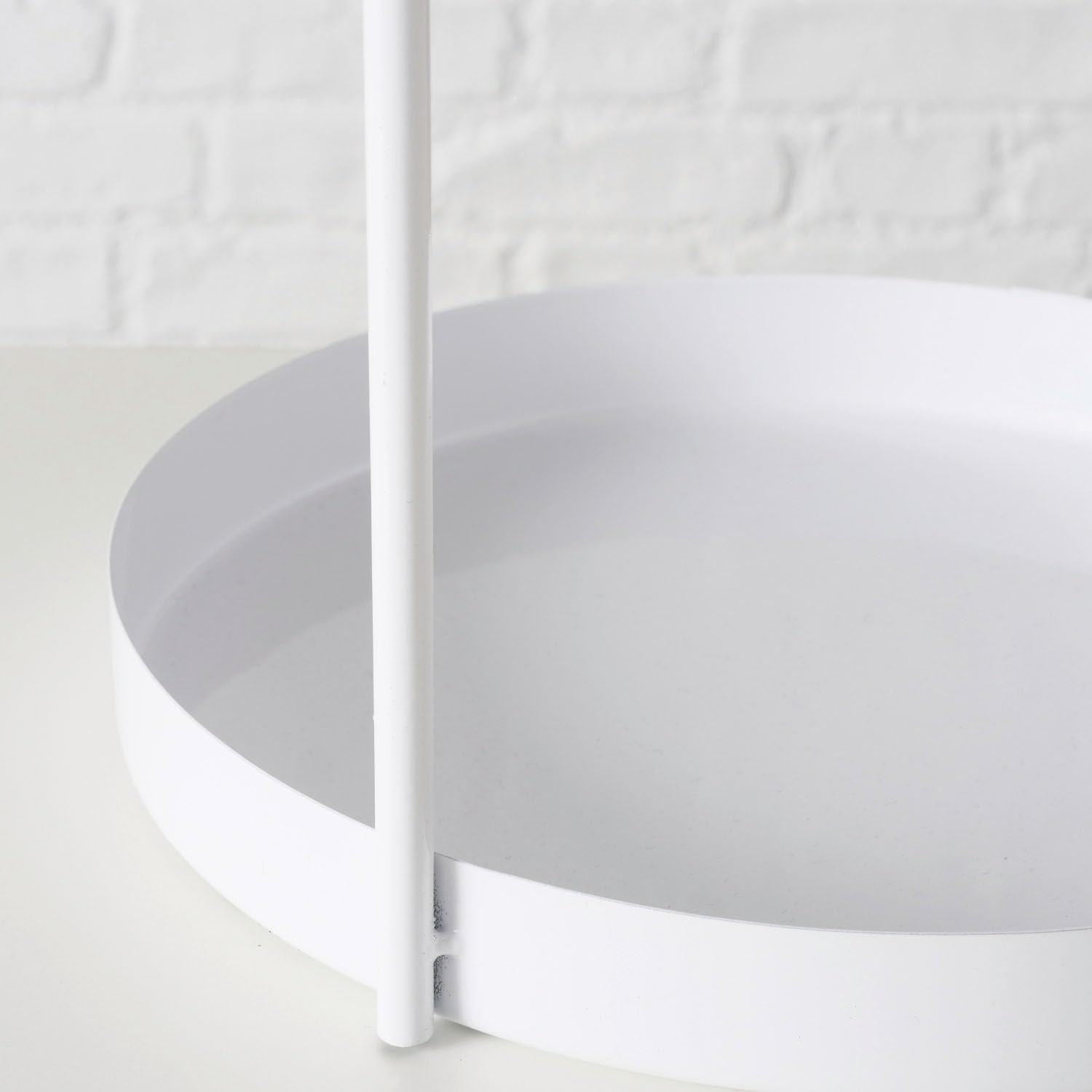 BOLTZE Etagere Samina (Farbe Grün, aus Metall, 2-Stöckig, Höhe 34 cm, 30 cm, Deko, Minimalistisches Design, Etagenständer für Obst, Desserts und Snacks, Servierplatte) 2061234
