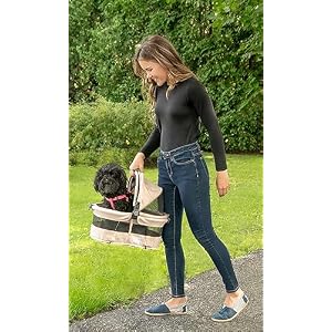 Pet Gear VIEW 360 Ultra Lite Pet Safety Carrier & Car Seat for Small Dogs & Cats Push Button Entry, 15", Sand Pet Gear VIEW 360 Ultra Lite Pet Safety Carrier & Car Seat for Small Dogs & Cats Push Button Entry, 15″, Sand