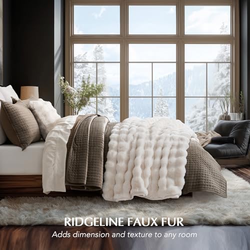 EverGrace Ultra Soft Luxury Fluffy Faux Rabbit Fur Throw Blanket, Thick Warm Bubble Throw for Bed, Cozy Plush Reversible Blankets for Couch, Chair, Sofa, Ivory White, 60x80 Inches - Image 3