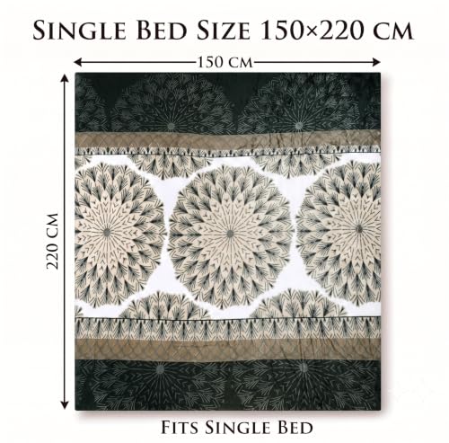 Image of VAS COLLECTIONS 280 GSM Flannel Blanket for Single Bed, Ultra Soft Plush Fleece Blanket, Warm & Cozy Winter Blanket, Breathable AC Blanket, for Home & Travel, 220 x 150 cm - Emerald Green