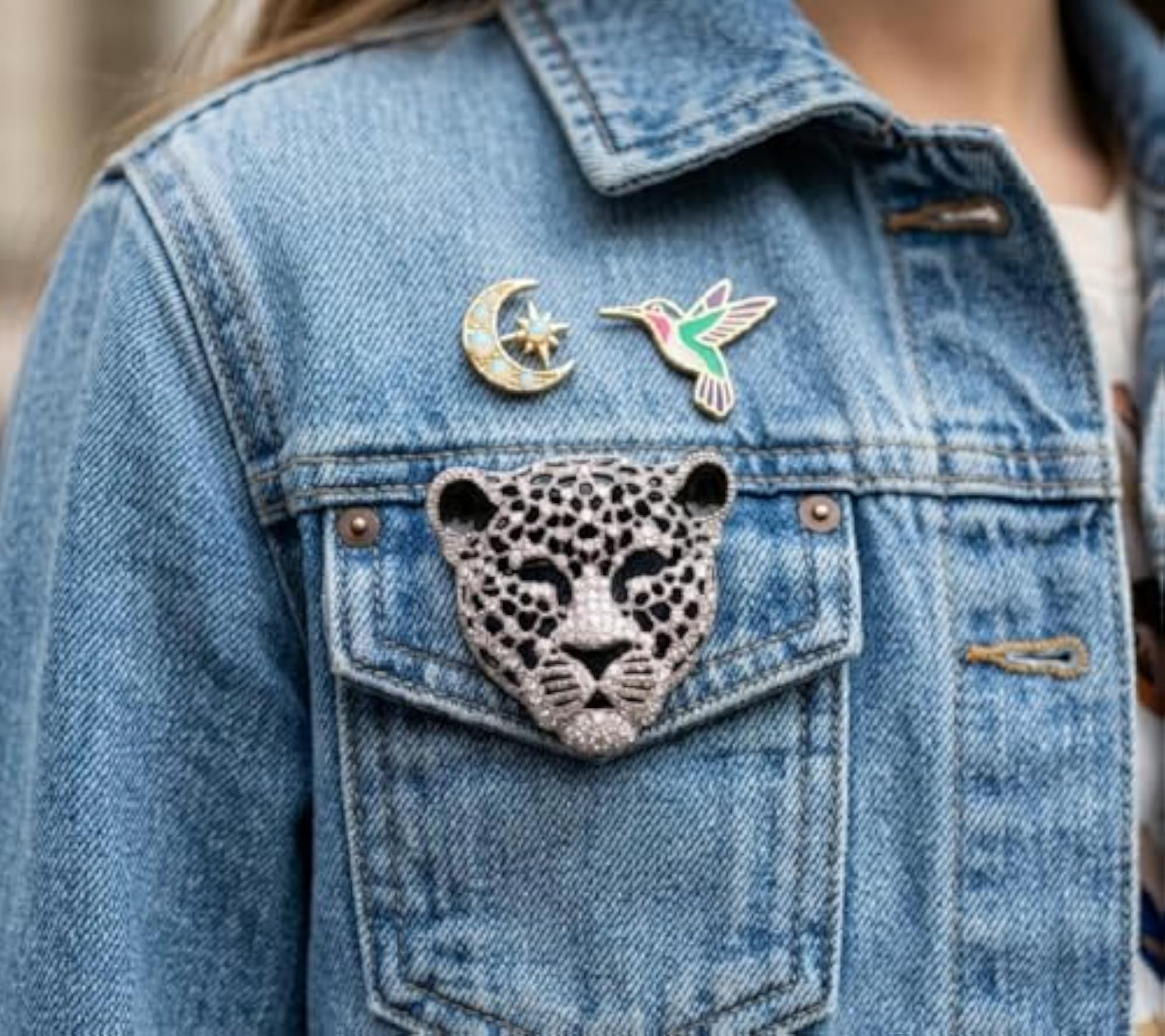 Crystal Leopard Brooch with Clear Rhinestones, Elegant Apparel Pin