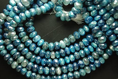 Pierre de lune bleu ciel mystique taillée en rondelles d'exception pour joaillerie haut de gamme