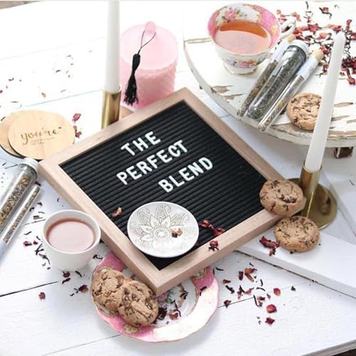 Tableau de lettres en feutre interactif idéal pour menu de café et mariages