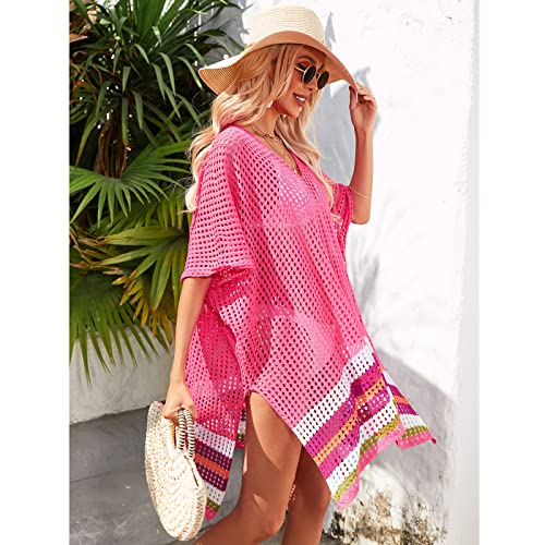 Bikinis de bloque de color complementados con vestido de playa calado 6