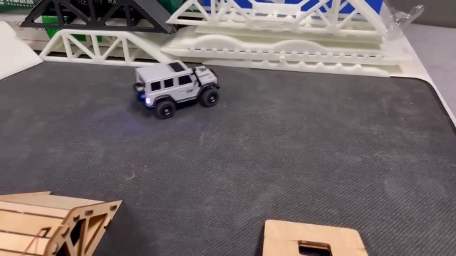 LDARC 1/43 Mini Remote Control Crawler RTR RC Rock Truck 4x4 2.4