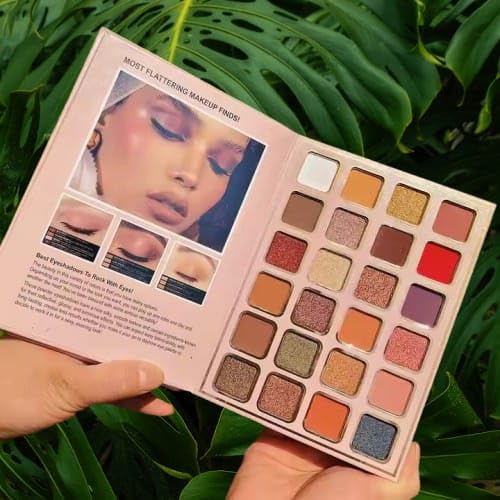 Everyday Beauty Edition 5 in One Makeup Book.-picture-41