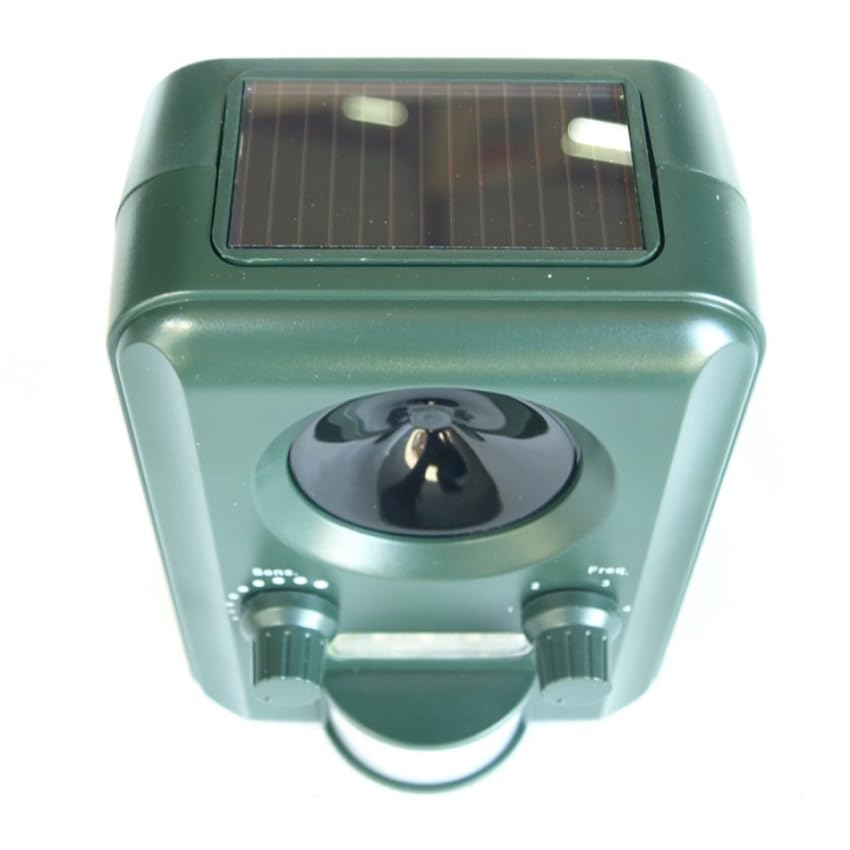 Ahuyentador Solar para Animales, características técnicas destacadas, Ideal para Proteger Jardines y huertos de Intrusos.
