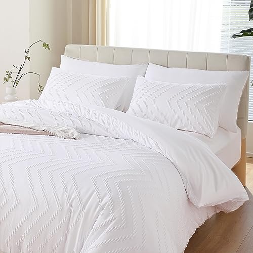 Image of YIRDDEO White Comforter Set 3Pcs, Boho Full Size Bedding Set, Vertical Tufted Bed Set, Lightweight Neutral Bedroom Set (1 Comforter 2 Pillowcase)