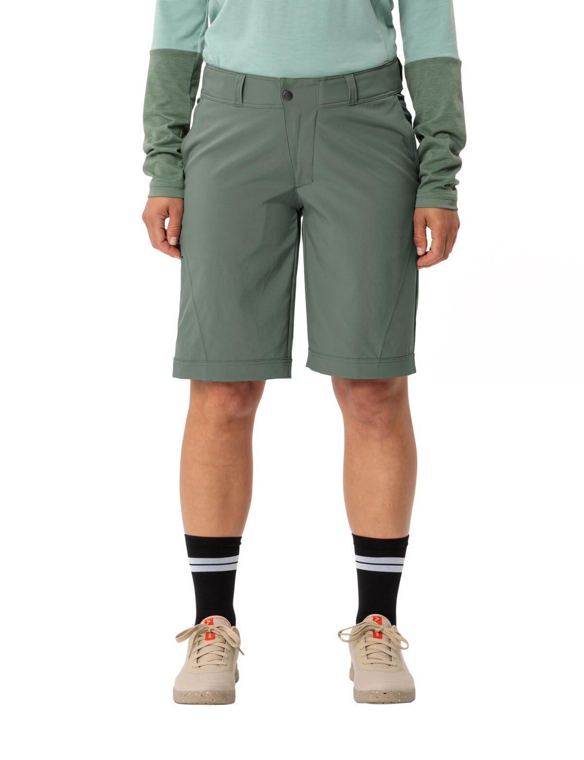 VAUDE Women's Ledro Shorts - Gepolsterte MTB-Shorts mit Innenhose - atmungsaktive & elastische Fahrradhose, Agave, 44