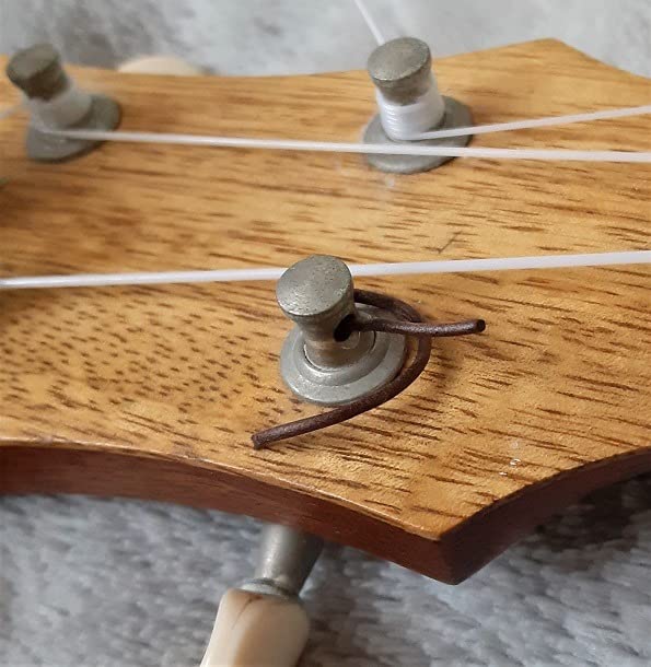 Cordes Pour Guitalele Aquila Red Series - Accordage E-a-d-G-B-E - Fabriqué En Italie