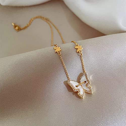 Collier papillon argent 925 : bijou de créateur raffiné pour magnifier le décolleté féminin