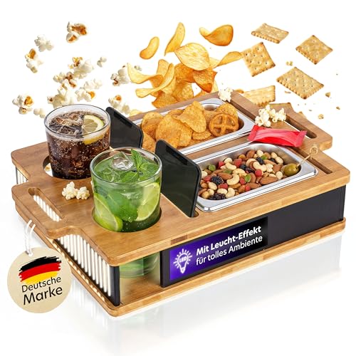AH® Couchbar Snackbox mit Leuchteffekt – Bambus Sofa Tablett mit 2 Edelstahl-Schalen, Handy- & Getränkehalter – Couch Organizer & Geschenk für Männer & Frauen AH® Couchbar Snackbox mit Leuchteffekt – Bambus Sofa Tablett mit 2 Edelstahl-Schalen, Handy- & Getränkehalter – Couch Organizer & Geschenk für Männer & Frauen