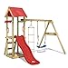 WICKEY Aire de jeux Portique bois TinyCabin avec balançoire et toboggan rouge Maison enfant exterieur avec bac à sable, échelle d'escalade & accessoires de jeux