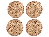 Dieses schöne, von der Natur inspirierte Set enthält vier Untersetzer - die ideale Ergänzung, um informellen oder besonderen Anlässen einen rustikalen Charme zu verleihen